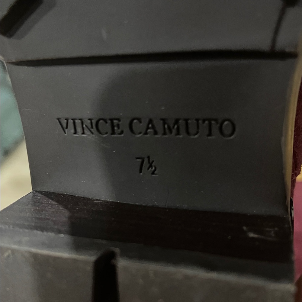 Vince Camuto  women’s Deep Red Ankle Booties size 7.5 - Picture 8 of 9
